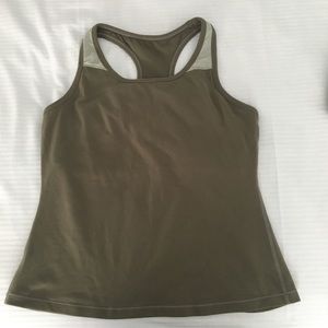 Lululemon tank!!